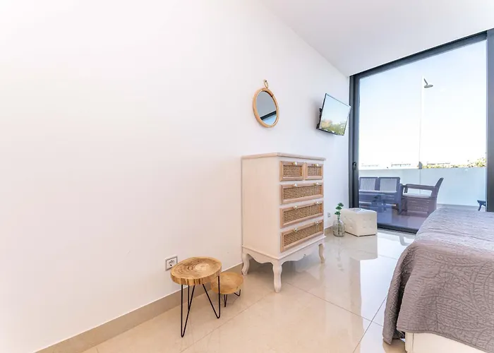 Lux - Golden Nelly By Algartur 루즈드타비라